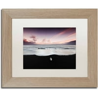 Védjegy Képzőművészet 'One One Egy' Canvas Art készítette: Philippe Sainte-Laudy, White Matte, Birch Frame