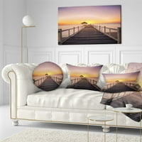 Designart széles fa híd a tengerbe - Pier Seascape Dobás párna - 12x20